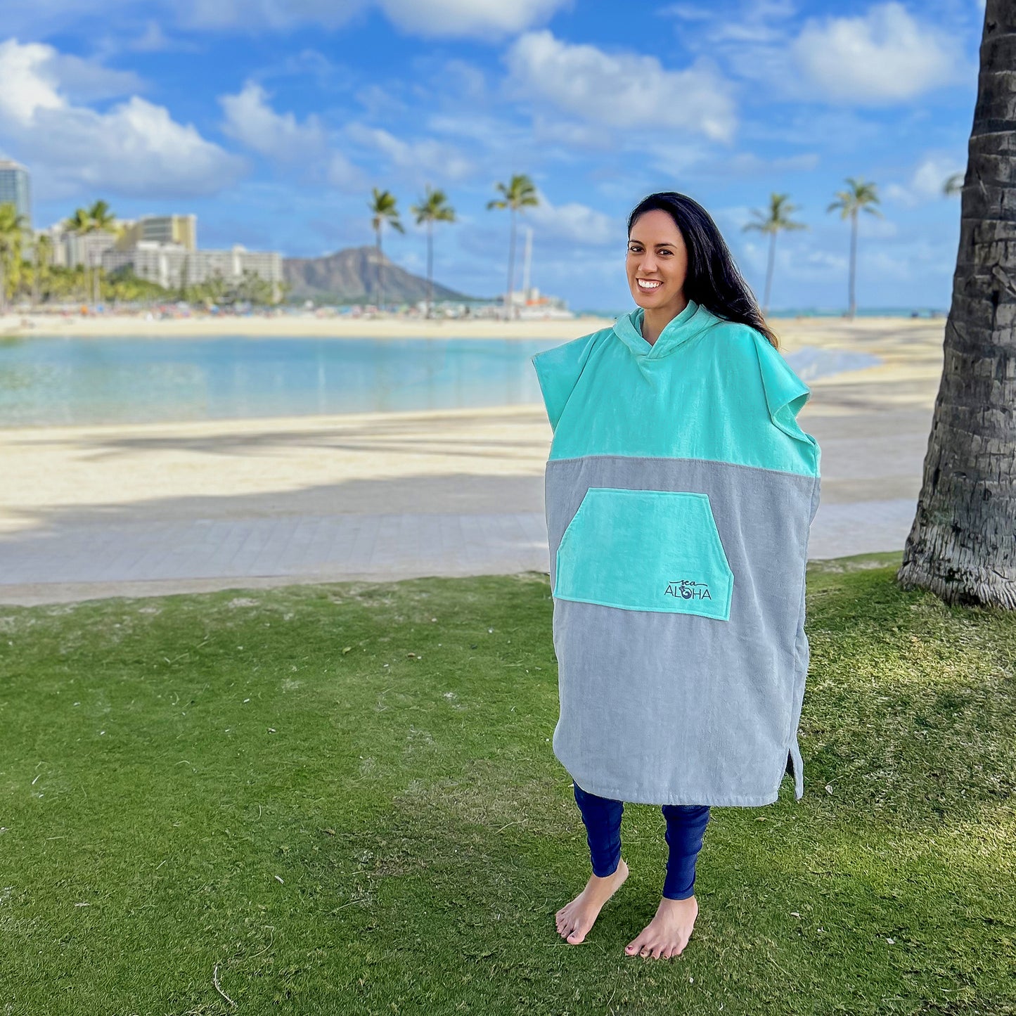 Terry Velour Surf Poncho (Turquoise/Gray)