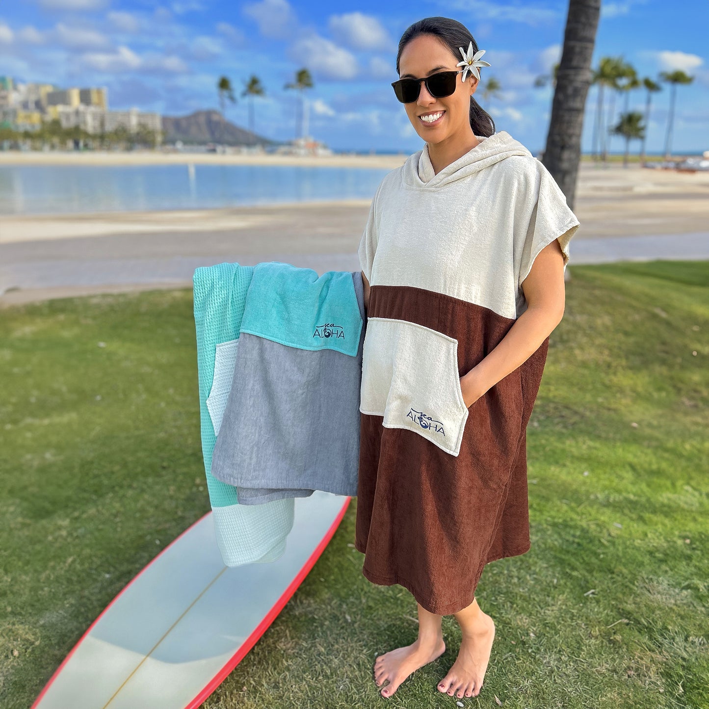 Terry Velour Surf Poncho (Bone/Brown)