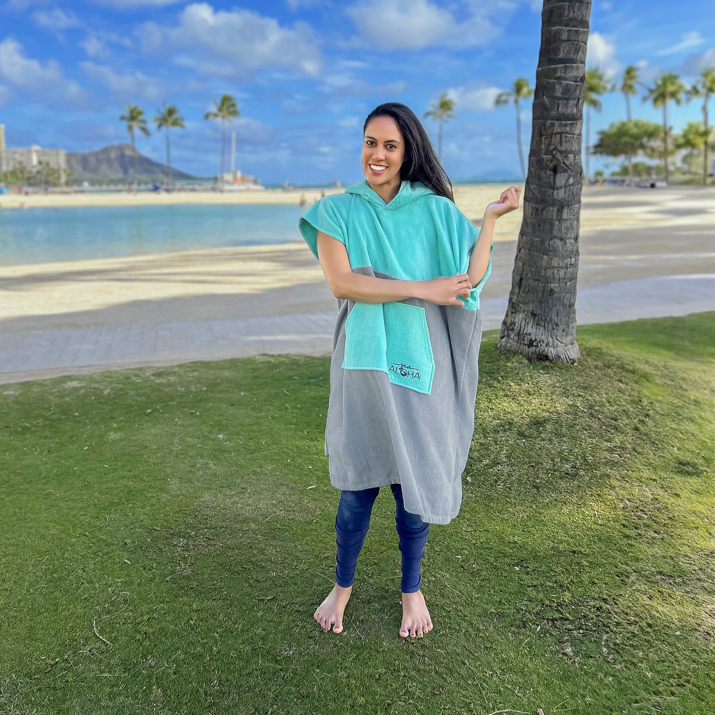 Terry Velour Surf Poncho (Turquoise/Gray)