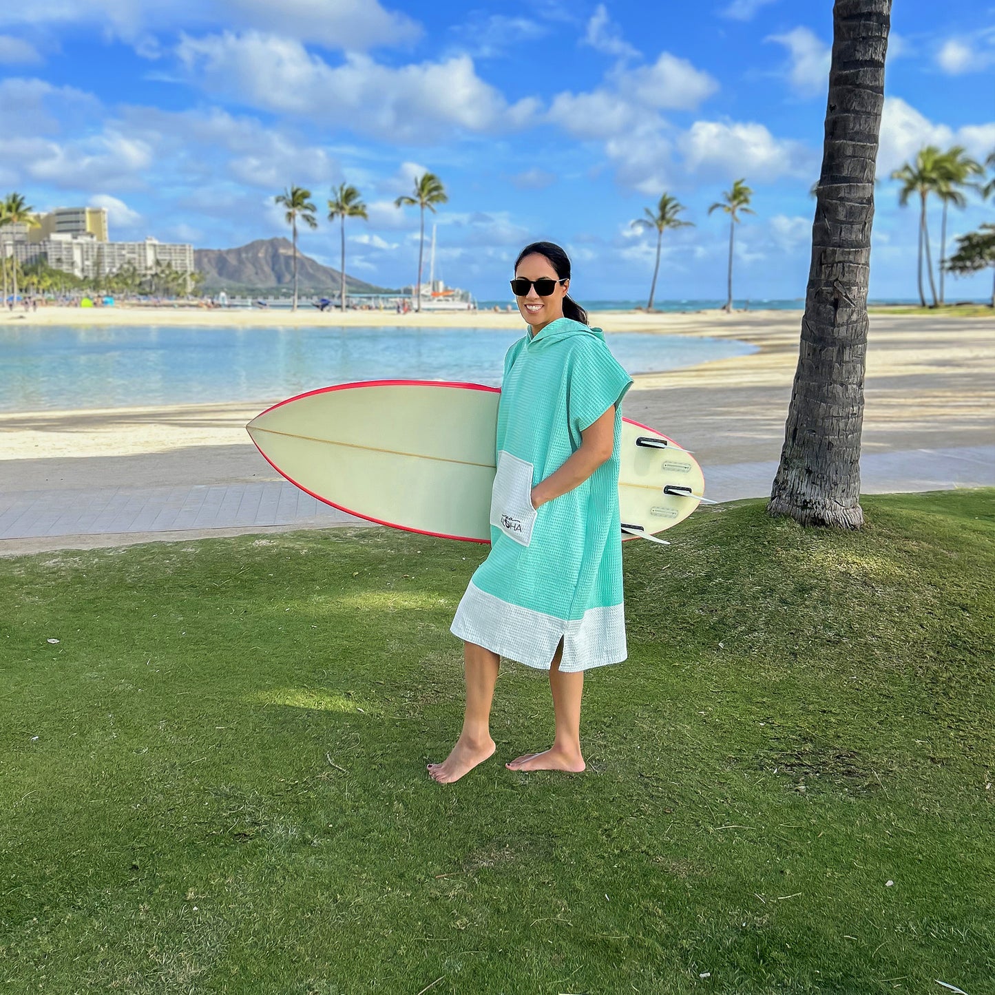 Waffle Surf Poncho (Aquamarine/Light Green)